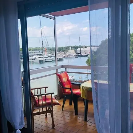 Appartement Cosy Vue Sur Le Port Canet-en-Roussillon Esterno foto